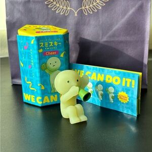 Smiski Cheer Smiski Shouting Glow-in-the-Dark Action Figure